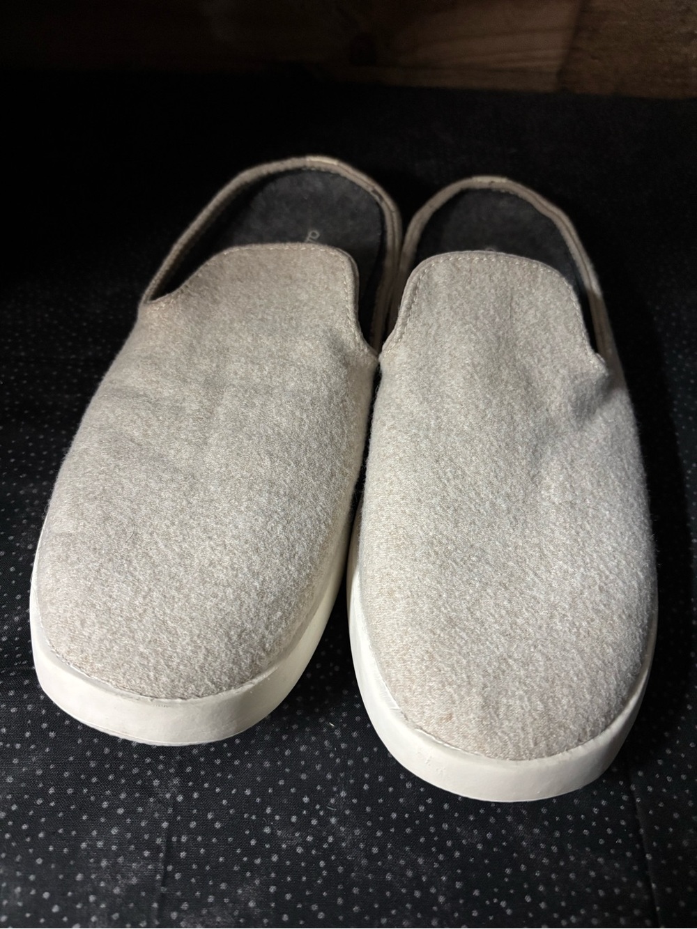 allbirds Women's Slip-On Wool Slippers in Light Taupe